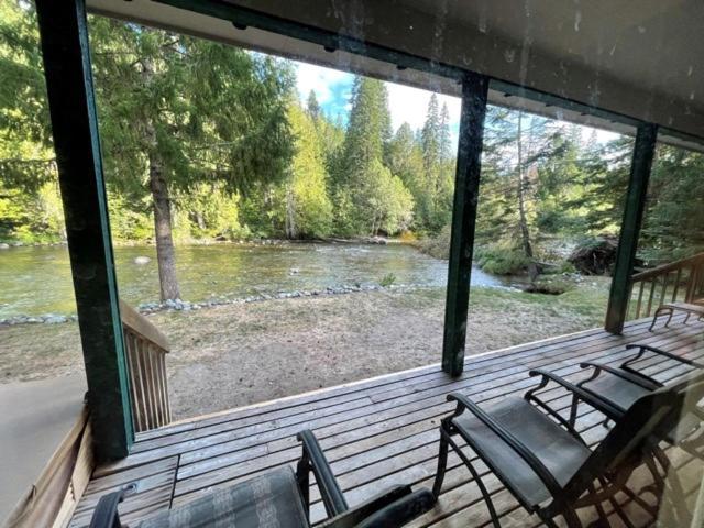 Cozy Riverfront Retreat Leavenworth Εξωτερικό φωτογραφία